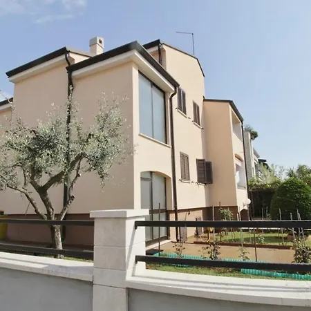 Apartments Voric 招待所 乌马格
