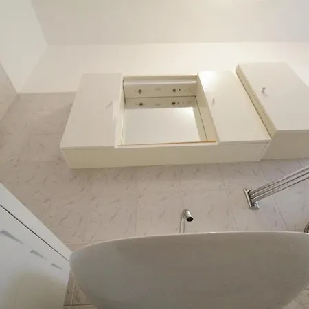Apartments Voric * ウマグ